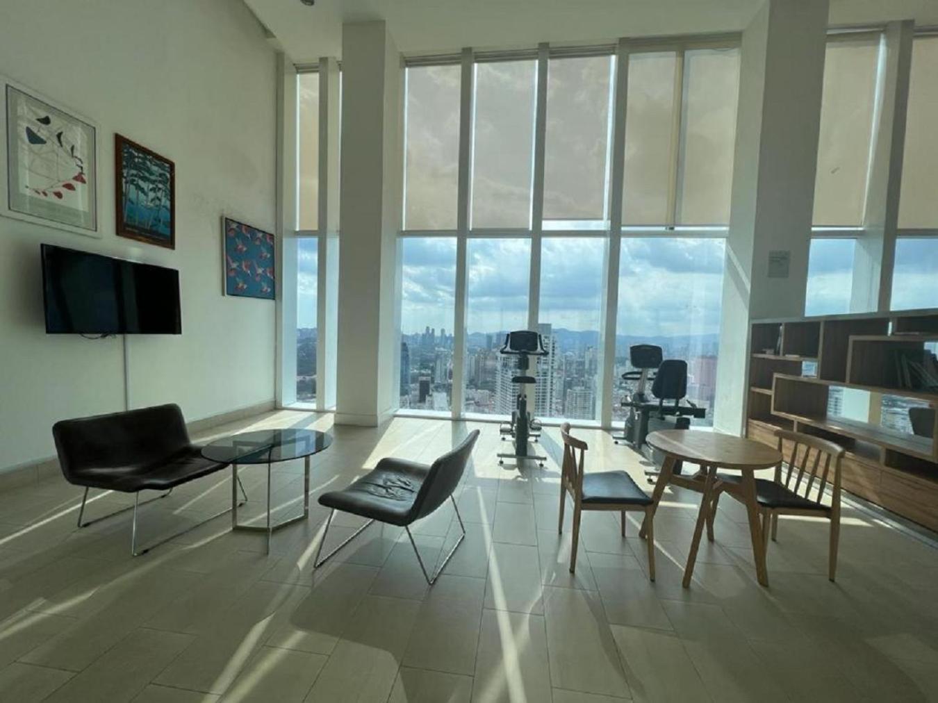 Platinum Klcc By Rainbow Suites Kuala Lumpur Buitenkant foto